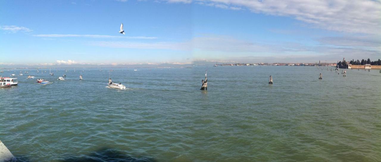 Ca Lezze Bell'Appartamento Nel Cuore Di Venezia Екстериор снимка